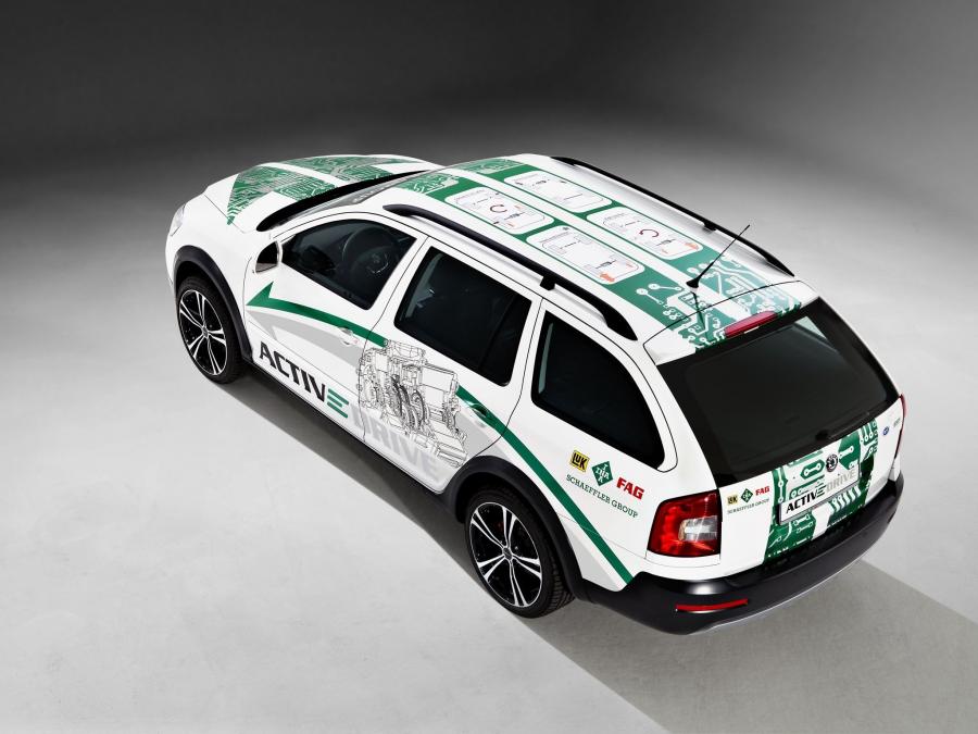  Skoda Octavia Scout ACTIVeDRIVE by Schaeffler 2011 года  (фото 2 из 3)